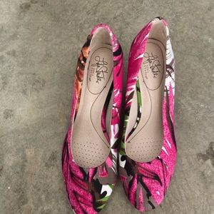 LifeStride heels - like new 9.5